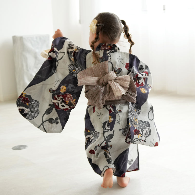 【ニコアンティーク kids 高級変わり織 子供浴衣3点セット（ゆかた・帯・下駄）女の子 染め分け灰紫に大正浪漫ねこ】 キッズ浴衣 国産生地 国内染色 （6510281401）
