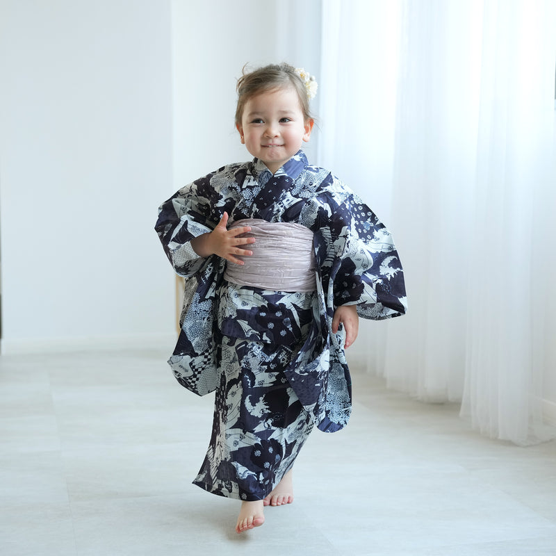 【ニコアンティーク kids 高級変わり織 子供浴衣3点セット（ゆかた・帯・下駄）女の子 幻想戯曲 ネイビー】 キッズ浴衣 国産生地 国内染色 （6510281601）