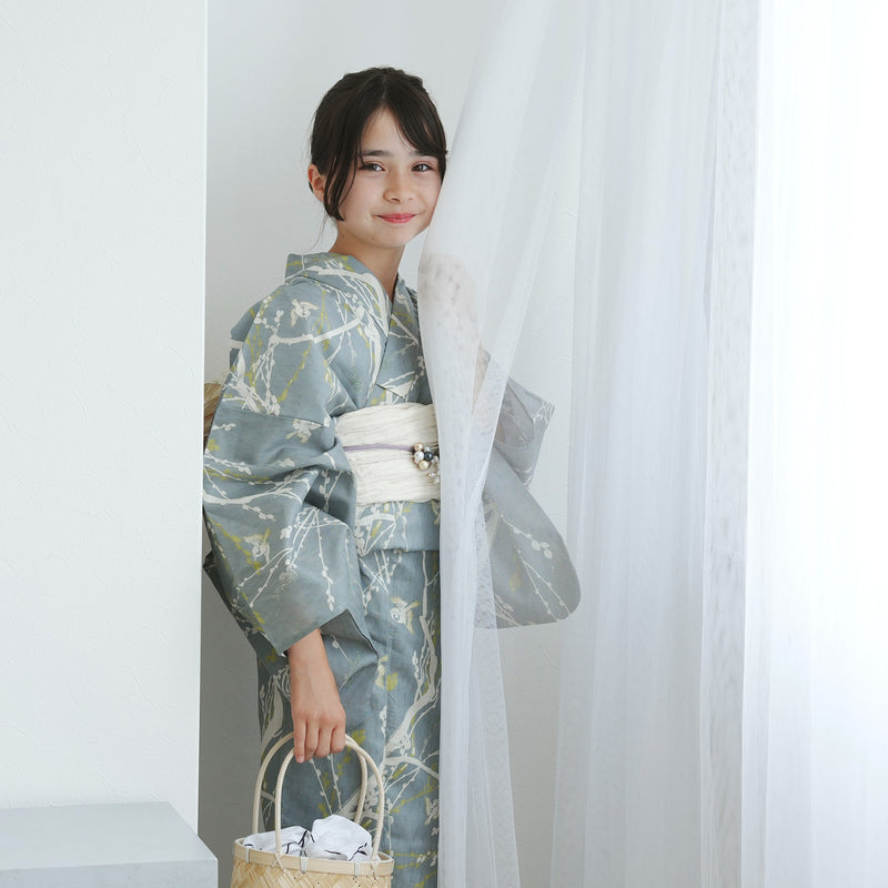 【ひよこ商店  高級変わり織 浴衣3点セット（ゆかた・帯・下駄） 浅葱鼠に飛び回る雀】ジュニア・低身長コーデ 女の子 140-150cm 国産生地 国内染色（6538265501）