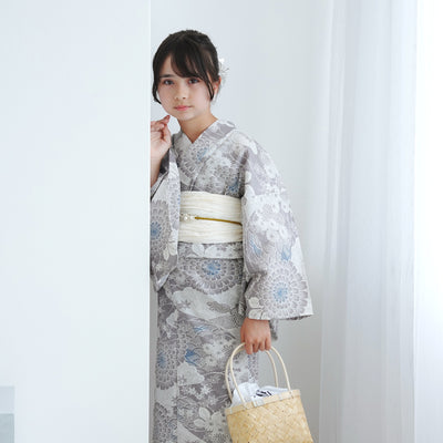 【ひよこ商店  高級変わり織 浴衣3点セット（ゆかた・帯・下駄） 銀灰色に菊爛漫】ジュニア・低身長コーデ 女の子 140-150cm 国産生地 国内染色（6538265701）