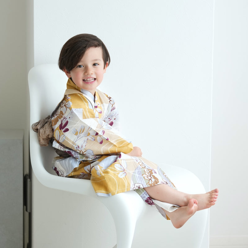 【アウトレット品 kids 高級変わり織 子供浴衣2点セット（ゆかた・帯）男の子 からしの市松と菖蒲】 気になる人は気になる？少々難あり※返品交換不可 （6561278501）