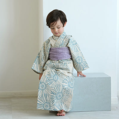 【utatane×注染工房 kids 日本製小幅生地使用 子供浴衣3点セット（ゆかた・帯・下駄） 男の子  先染めベージュにはじけるミント】 国産 （6562190801）