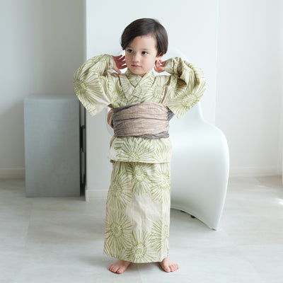 【utatane×注染工房 kids 日本製小幅生地使用 子供浴衣3点セット（ゆかた・帯・下駄） 男の子  先染めベージュにはじける抹茶】 国産 （6562190901）
