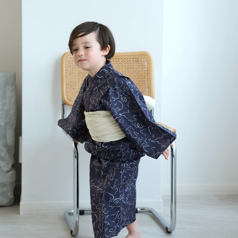 【ニコアンティーク kids 高級変わり織 子供浴衣3点セット（ゆかた・帯・下駄）男の子 紺地に干支】 キッズ浴衣 国産生地 国内染色 （6562271101）