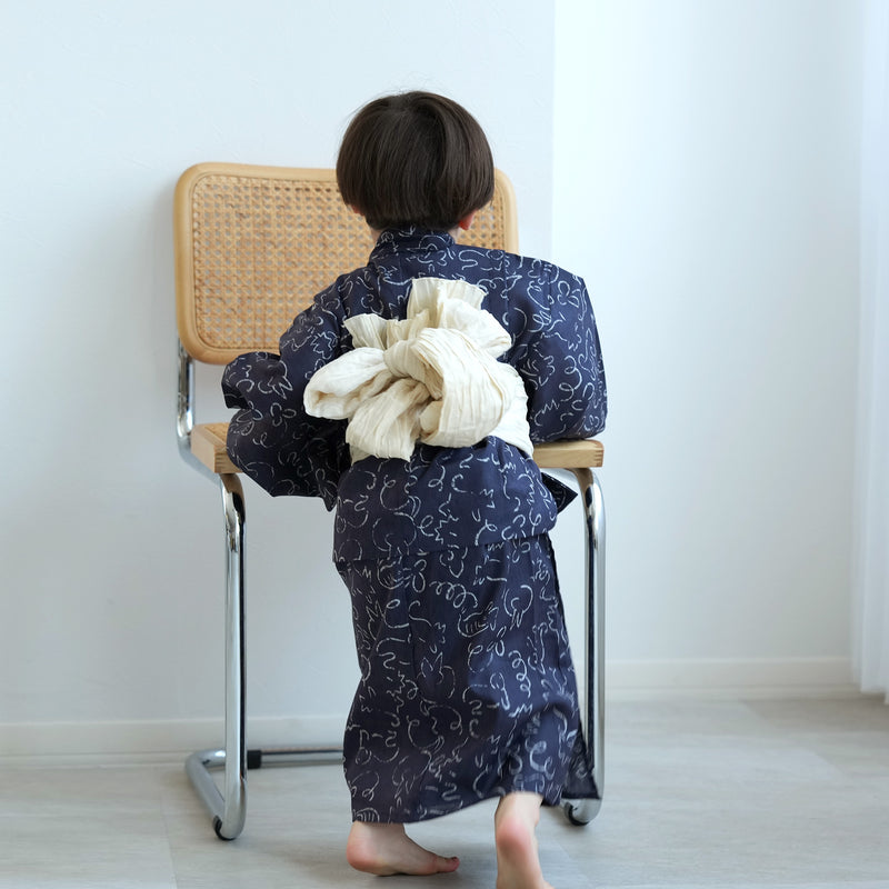 【ニコアンティーク kids 高級変わり織 子供浴衣3点セット（ゆかた・帯・下駄）男の子 紺地に干支】 キッズ浴衣 国産生地 国内染色 （6562271101）