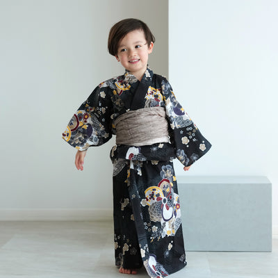 【ニコアンティーク kids 高級変わり織 子供浴衣3点セット（ゆかた・帯・下駄）男の子 大正浪漫ブラックに夢幻ねじり梅】 キッズ浴衣 国産生地 国内染色 （6562281701）