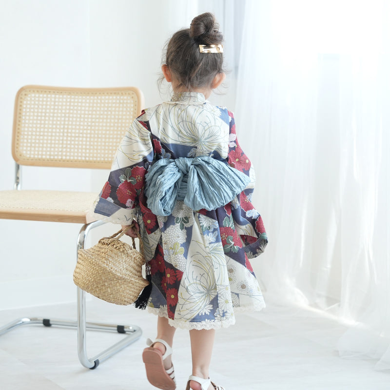 【ひよこ商店  高級変わり織 子供浴衣0ドレス2点セット マーガレットブルー裂取文】レース付き 浴衣ワンピース/兵児帯 女の子 120cm（6600215501）