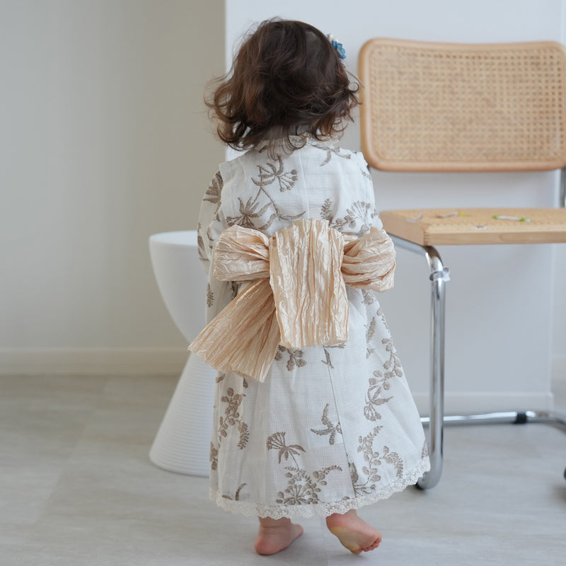 【ひよこ商店  高級変わり織 子供浴衣ドレス2点セット クリームにベージュの花と実】レース付き 浴衣ワンピース/兵児帯 女の子 120cm（6600240601）