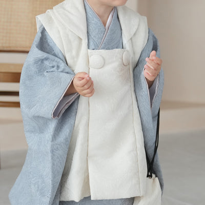 七五三 3歳 男の子 utatane 被布セット 子供 kids 三つ身 お祝い着 販売 ジャガードペイズリー オフホワイト×くすみブルー（6716602000）