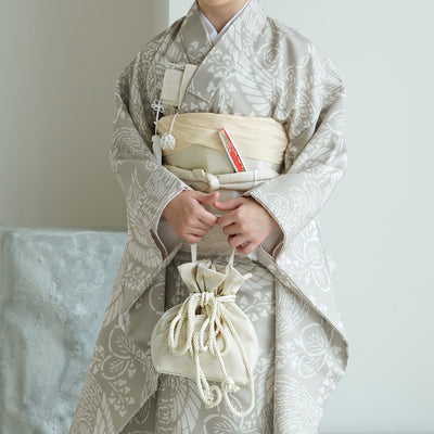 【七五三 7歳 結び帯 筥迫 7点セット】 ジャガード ベージュ 女の子 四つ身用 振袖 小物 作り帯 ハコセコ びら簪 帯締め 丸絎け 扇子 巾着バッグ 草履 ひよこ商店（6727600000）