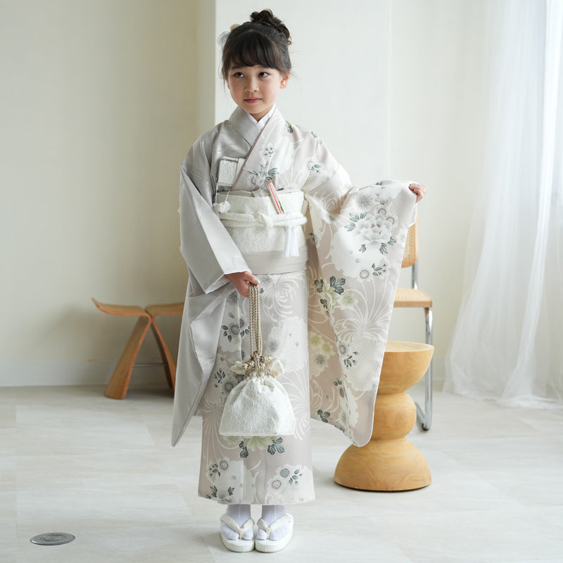 七五三 7歳 女の子 ひよこ商店 着物 日本製作り帯 子供 kids 四つ身 お祝い着 半身 アイスグレー銀彩×グレージュ雪輪（6728610600）