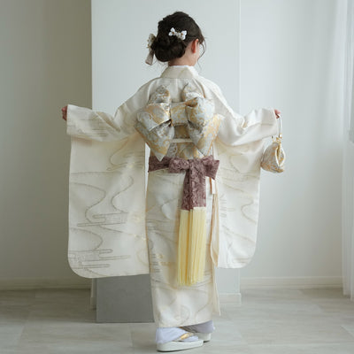 【七五三着物 7歳 女の子 着物セット】販売品 四つ身 クリーム金彩・流水 ひよこ商店（6728613800）