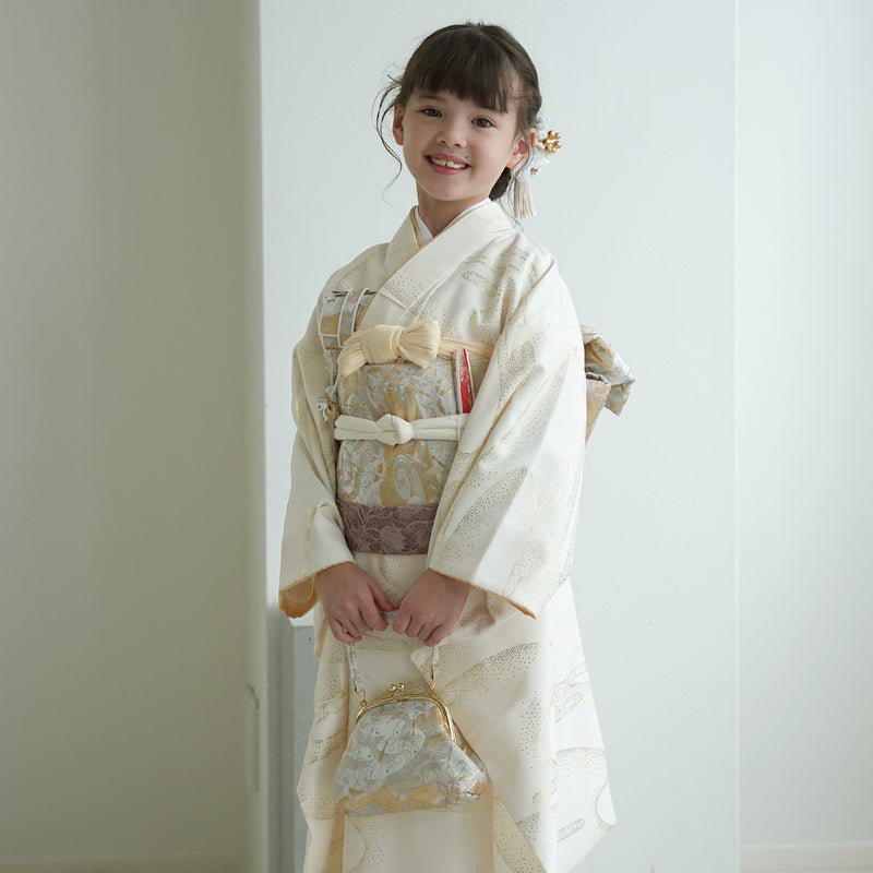 【七五三着物 7歳 女の子 着物セット】販売品 四つ身 クリーム金彩・流水 ひよこ商店（6728613800）
