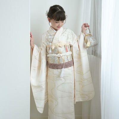 【七五三着物 7歳 女の子 着物セット】販売品 四つ身 クリーム金彩・流水 ひよこ商店（6728613800）