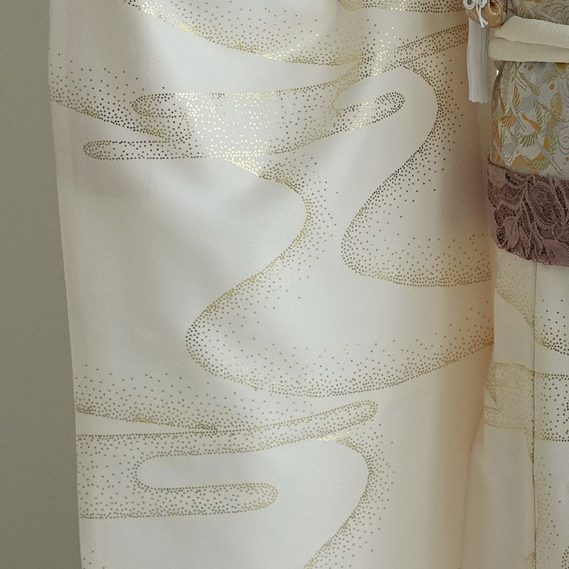 【七五三着物 7歳 女の子 着物セット】販売品 四つ身 クリーム金彩・流水 ひよこ商店（6728613800）