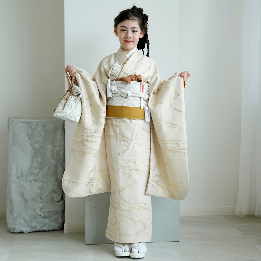 七五三着物 7歳 女の子 着物セット】販売品 四つ身 ベージュ金彩・流水