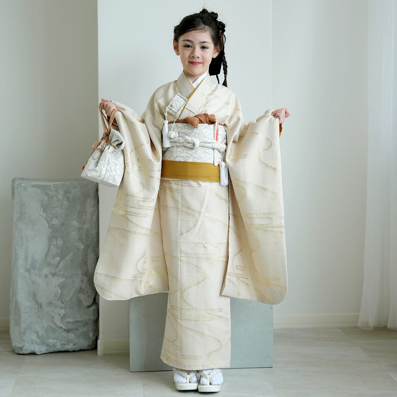 【七五三着物 7歳 女の子 着物セット】販売品 四つ身 ベージュ金彩・流水 ひよこ商店（6728614100）