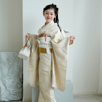 【七五三着物 7歳 女の子 着物セット】販売品 四つ身 ベージュ金彩・流水 ひよこ商店（6728614100）