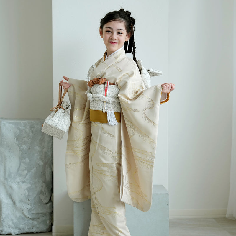 【七五三着物 7歳 女の子 着物セット】販売品 四つ身 ベージュ金彩・流水 ひよこ商店（6728614100）
