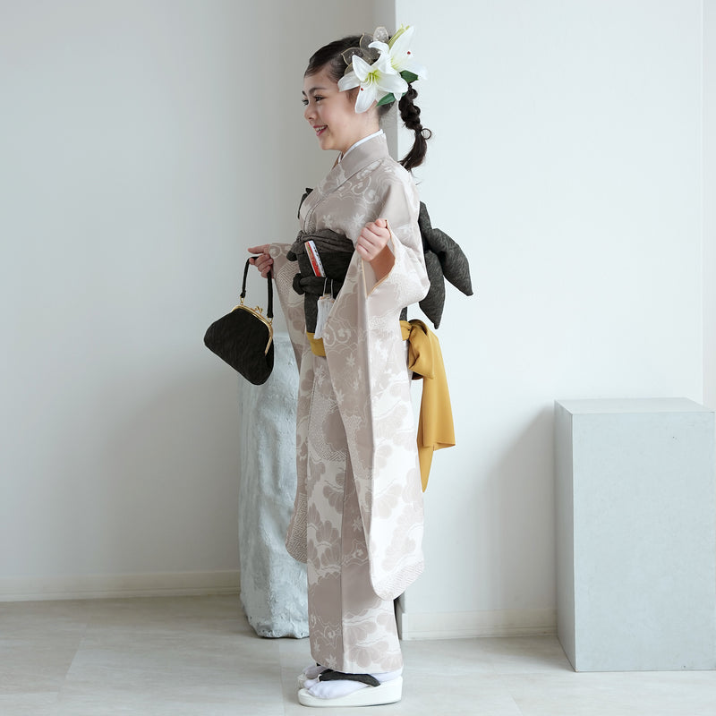 【七五三着物 7歳 女の子 着物セット】販売品 四つ身 ベージュ松文様 ひよこ商店（6728614300）