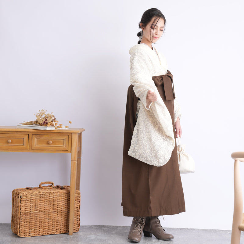 【リサイクル着物】 2尺袖着物 袴 2点セット 販売品 中古 USED レース アイボリー 袴83-87cm（身長138-152cm） 小学生 ジュニア 低身長コーデ 重ね衿縫い付済 （6732702901）【中古販売】