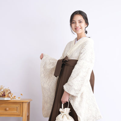 【リサイクル着物】 2尺袖着物 袴 2点セット 販売品 中古 USED レース アイボリー 袴83-87cm（身長138-152cm） 小学生 ジュニア 低身長コーデ 重ね衿縫い付済 （6732702901）【中古販売】