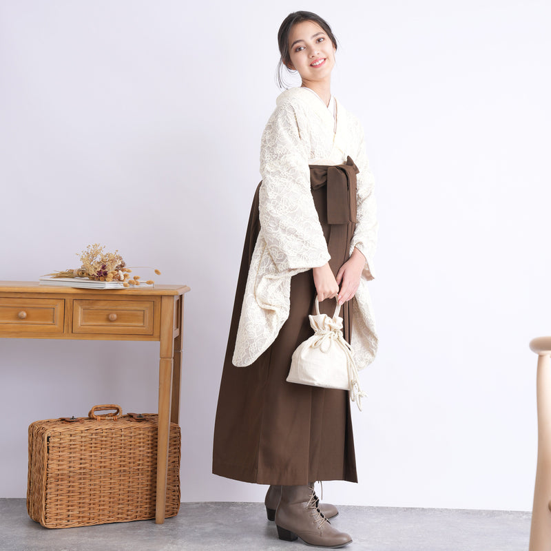 【リサイクル着物】 2尺袖着物 袴 2点セット 販売品 中古 USED レース アイボリー 袴83-87cm（身長138-152cm） 小学生 ジュニア 低身長コーデ 重ね衿縫い付済 （6732702901）【中古販売】