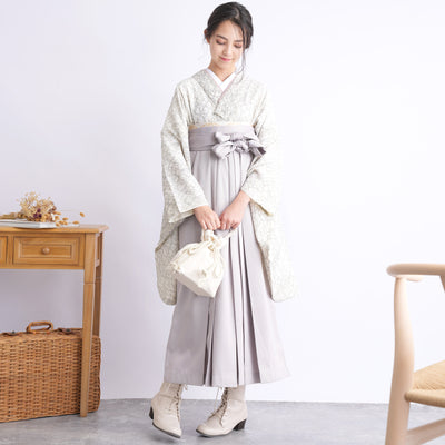 【リサイクル着物】 2尺袖着物 袴 2点セット 販売品 中古 USED レース アイボリー系 袴83-87cm（身長138-152cm） 小学生 ジュニア 低身長コーデ 重ね衿縫い付済 （6732703301）【中古販売】