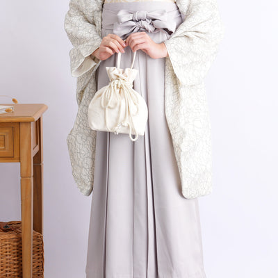 【リサイクル着物】 2尺袖着物 袴 2点セット 販売品 中古 USED レース アイボリー系 袴83-87cm（身長138-152cm） 小学生 ジュニア 低身長コーデ 重ね衿縫い付済 （6732703301）【中古販売】