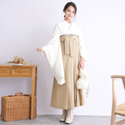 【リサイクル着物】 2尺袖着物 袴 2点セット 販売品 中古 USED レース オフ白系 袴87cm（身長145-152cm） 小学生 ジュニア 低身長コーデ 重ね衿縫い付済 （6733702811）【中古販売】
