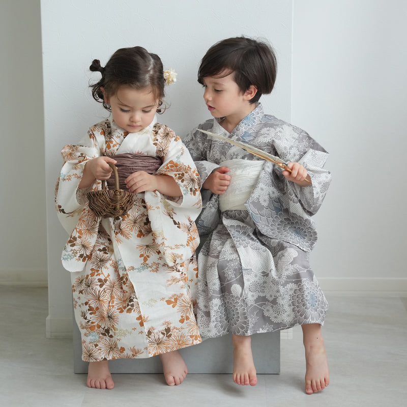 【ひよこ商店 ワンピース型 子供浴衣 2点セット（浴衣ワンピース・兵児帯） 】高級変わり織 キッズ 男女兼用 90-130cm（7348603201）