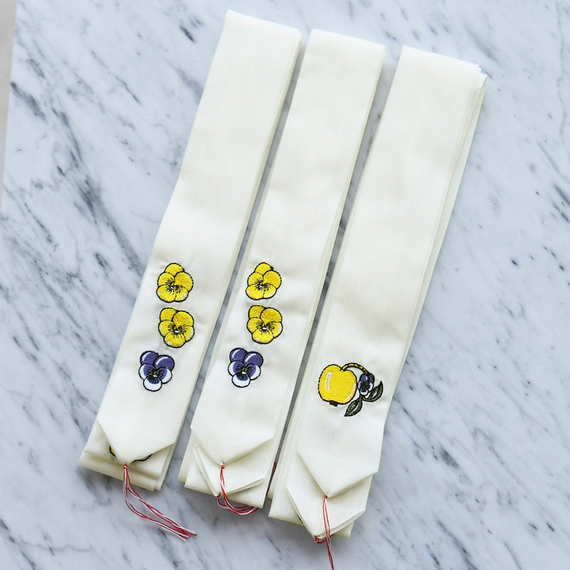 【utatane×Kuovi（クオヴィ）刺繍腰紐3本セット 果樹園（Orchard）イエロー】刺繍入り 腰ひも 北欧デザイン パラティッシ 着付け小物 並幅 並尺 （7791604700）